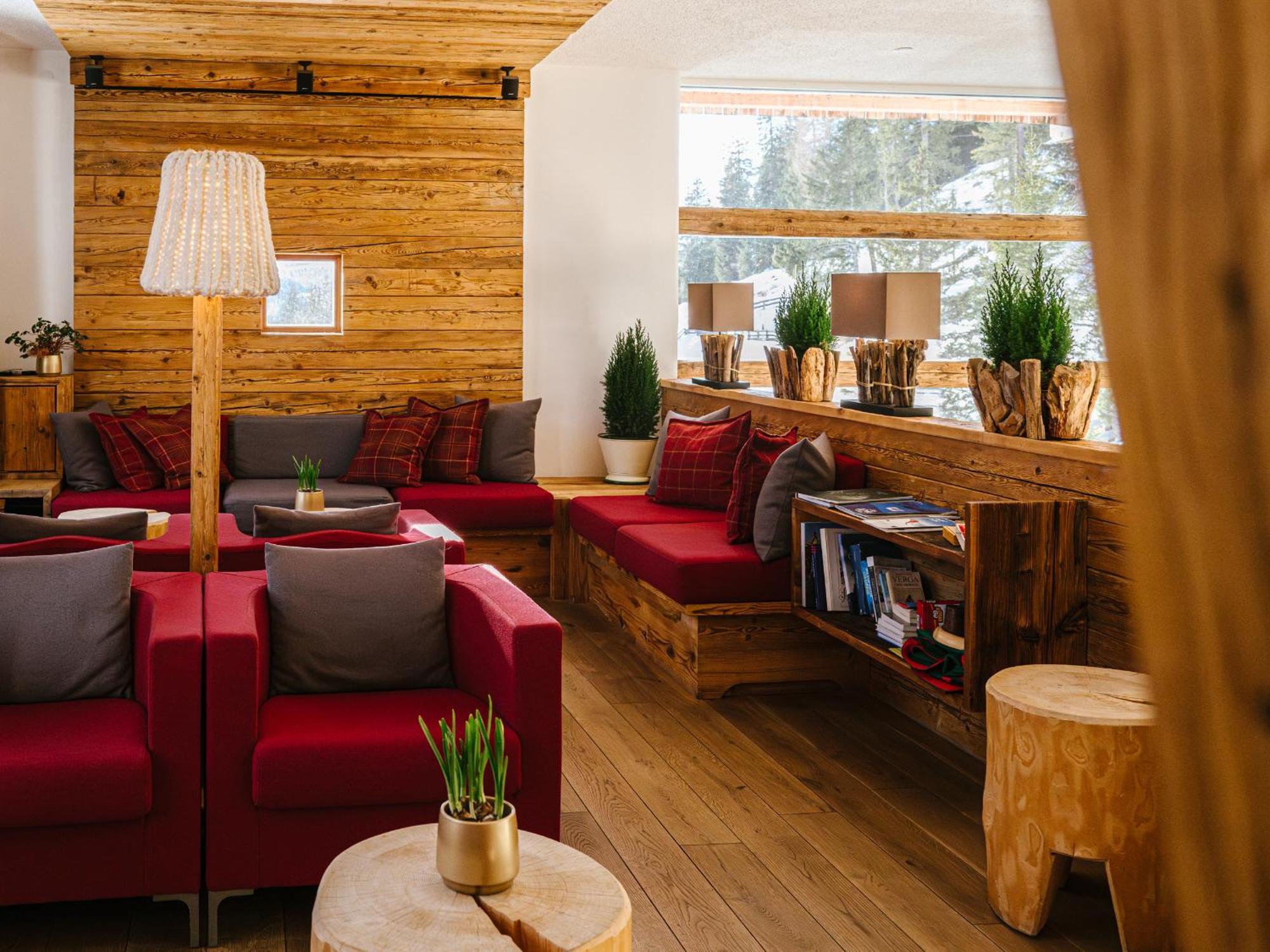 Alpine Hotel Gran Foda' San Vigilio Di Marebbe Exterior foto