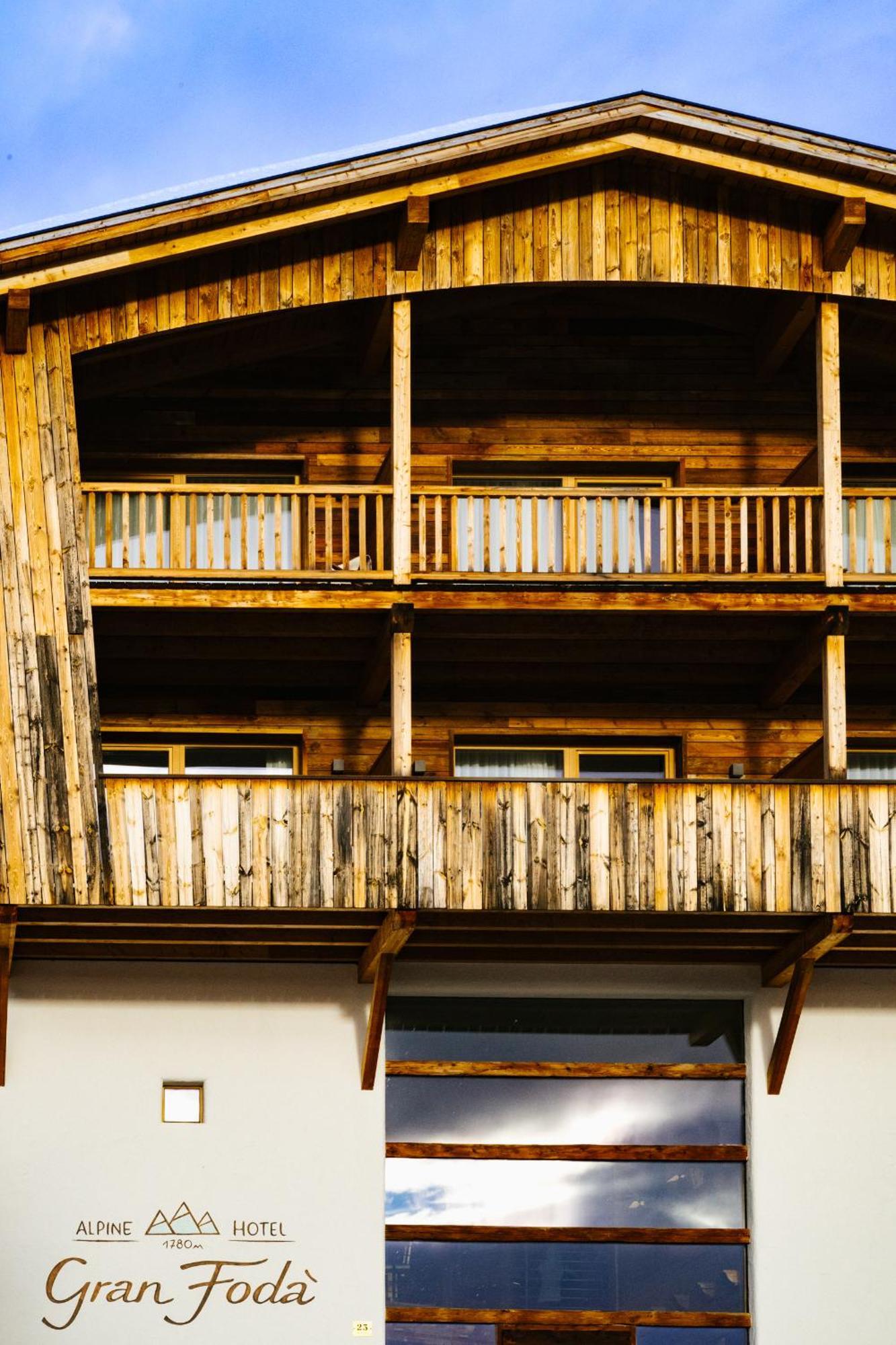 Alpine Hotel Gran Foda' San Vigilio Di Marebbe Exterior foto