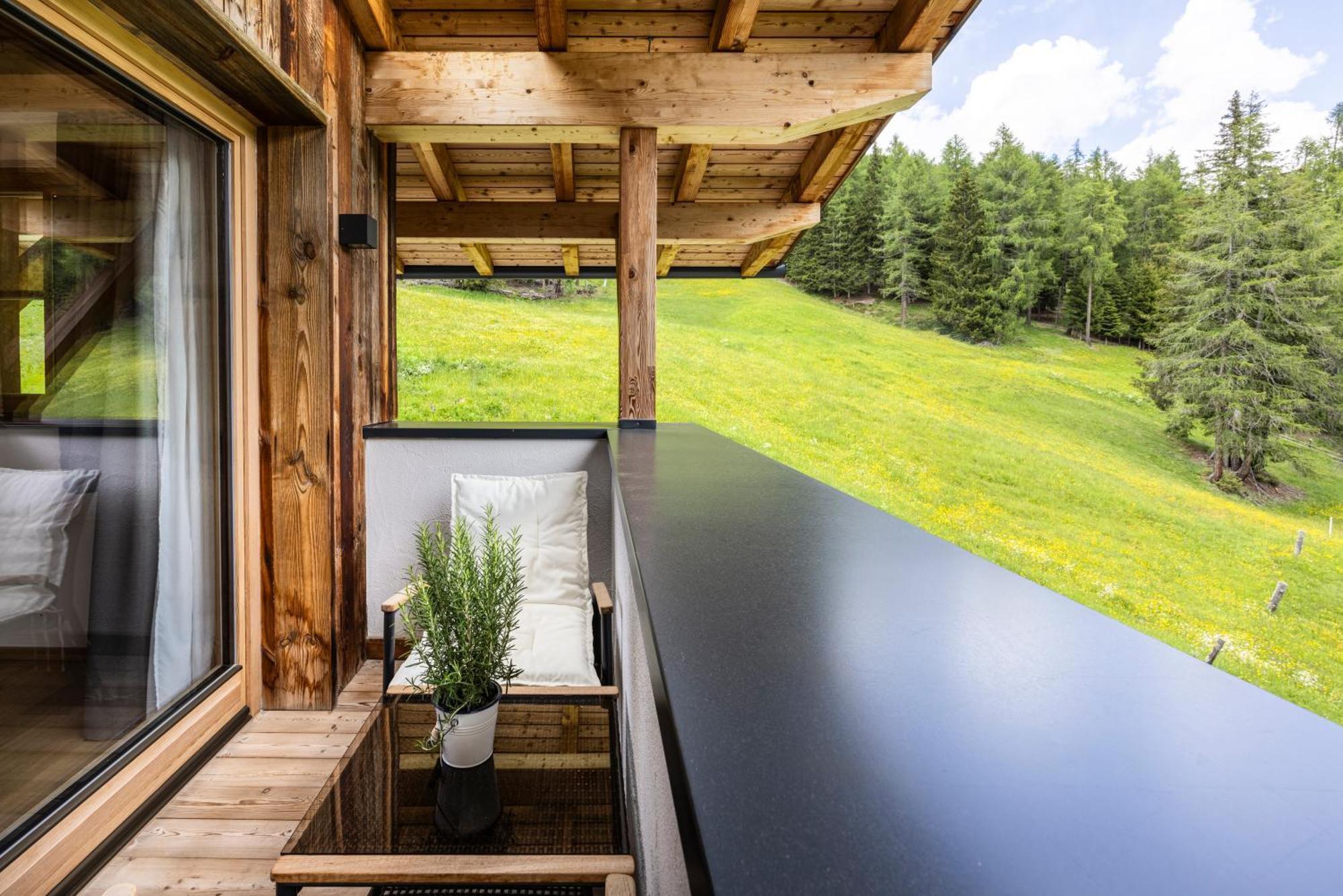 Alpine Hotel Gran Foda' San Vigilio Di Marebbe Exterior foto